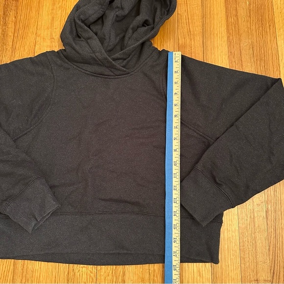 Lululemon Loungeful Cropped Hoodie *Spark unsure of size 4/S  (j6) - Picture 9 of 10